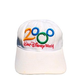 Vintage 22yr old adjustable Disney World logo hat cap unisex embroidered 2000